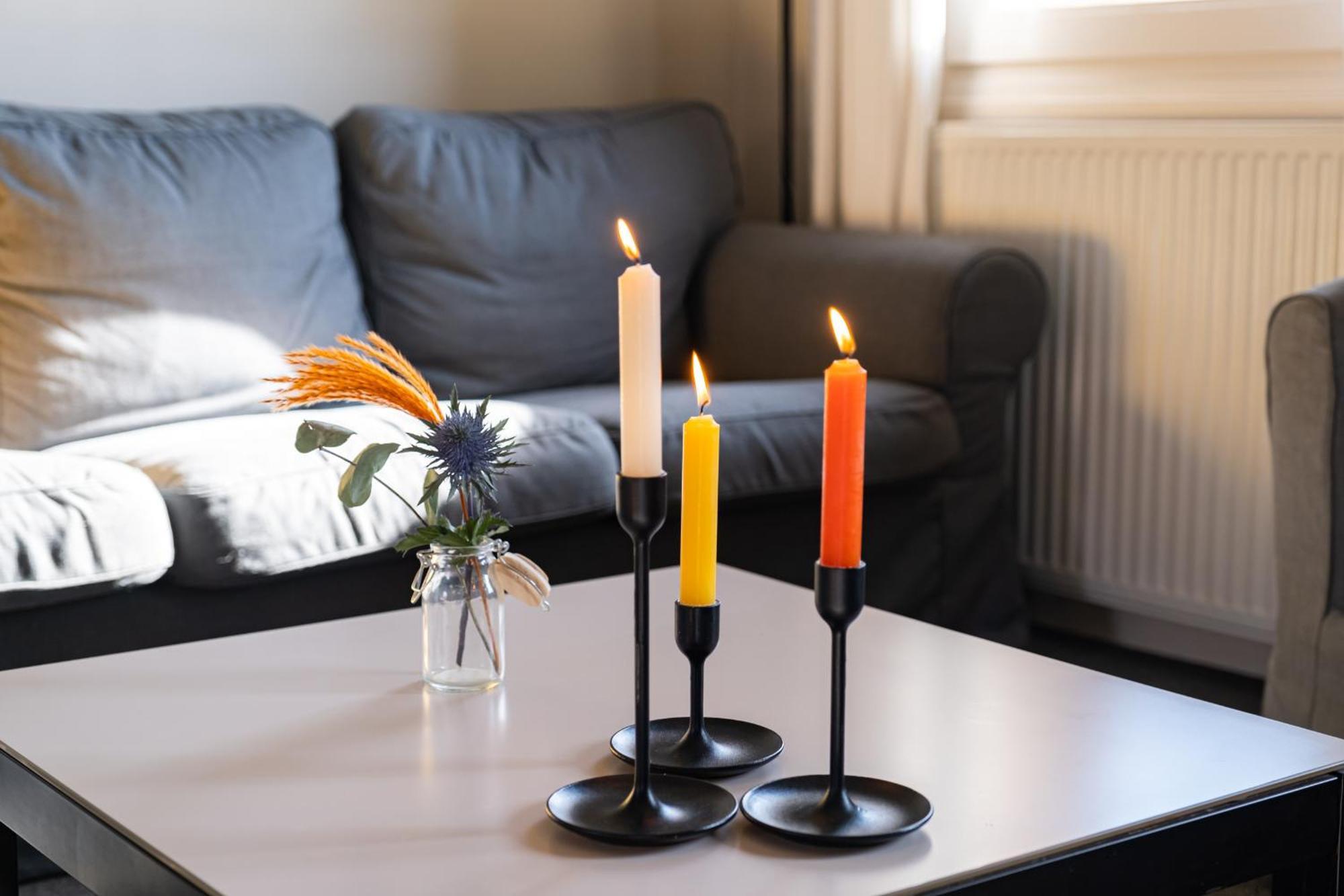 Hoeve De Binnenplaets Schimmert Bilik gambar